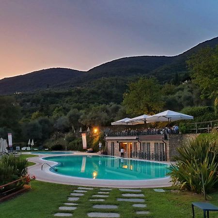 Domina Borgo Degli Ulivi - Garda Lake Gardone Riviera Exterior foto