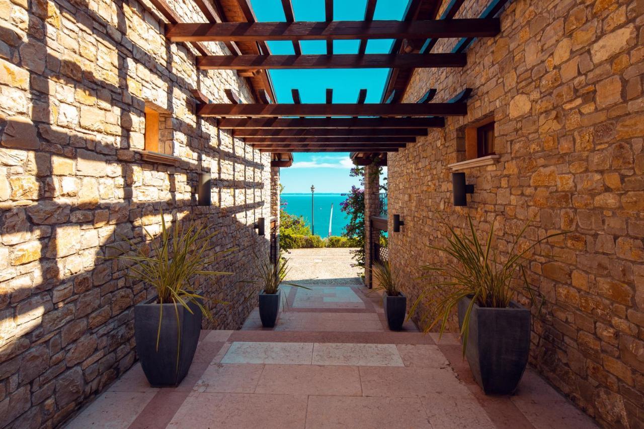 Domina Borgo Degli Ulivi - Garda Lake Gardone Riviera Exterior foto