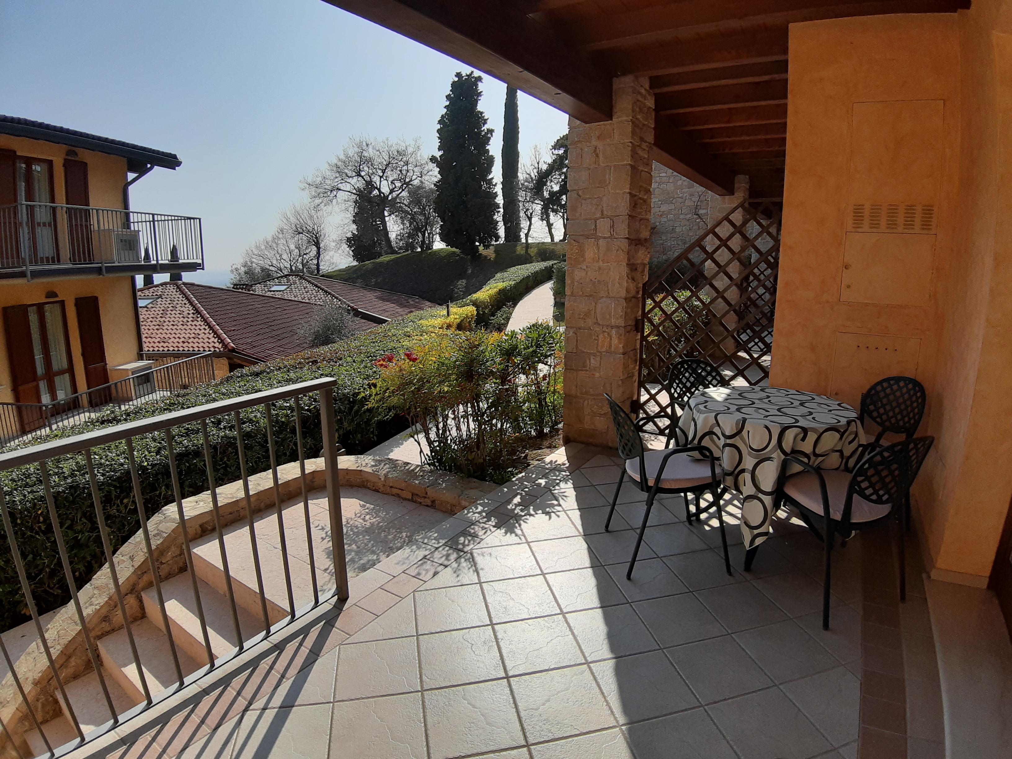 Domina Borgo Degli Ulivi - Garda Lake Gardone Riviera Exterior foto