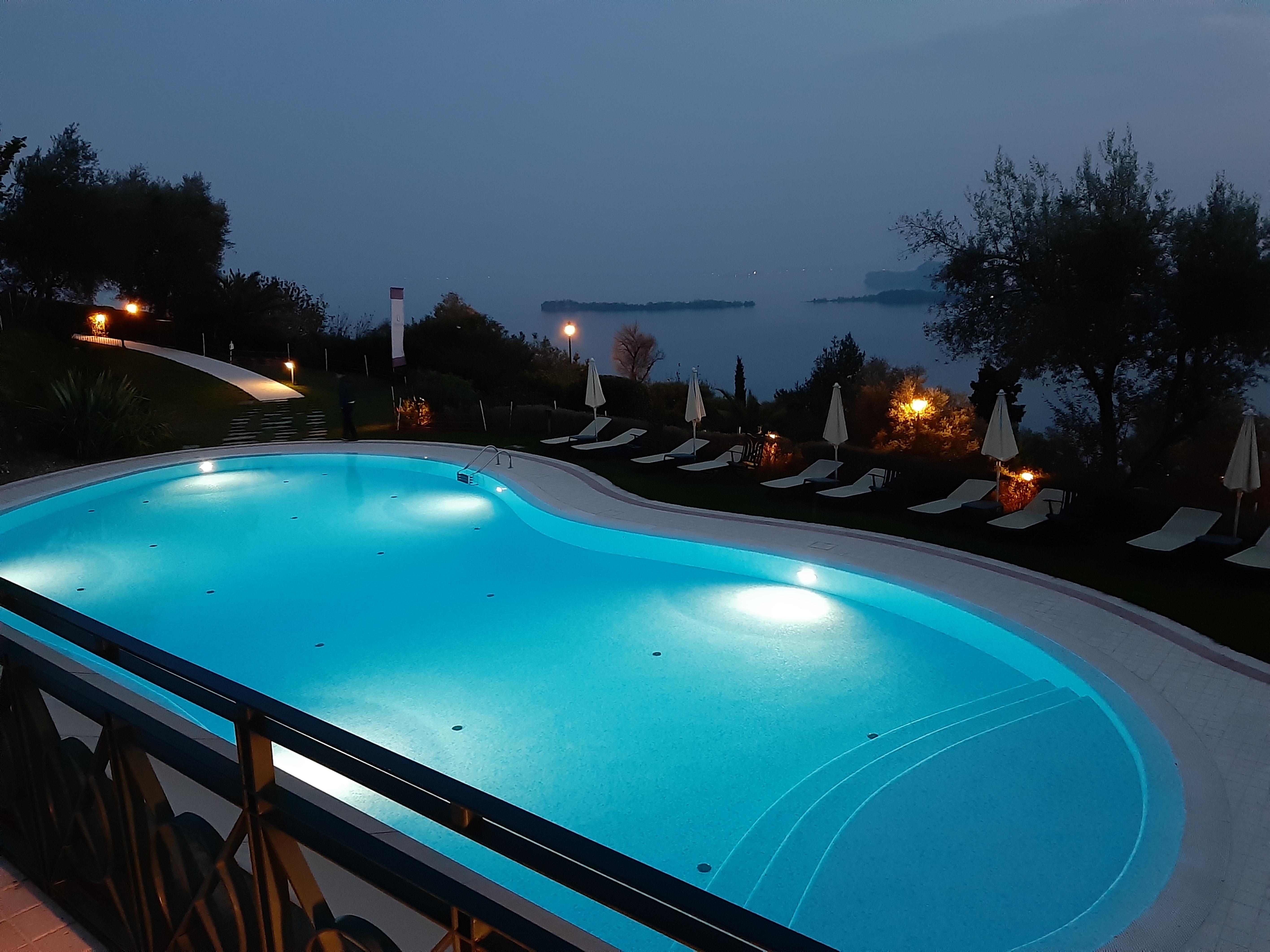 Domina Borgo Degli Ulivi - Garda Lake Gardone Riviera Exterior foto
